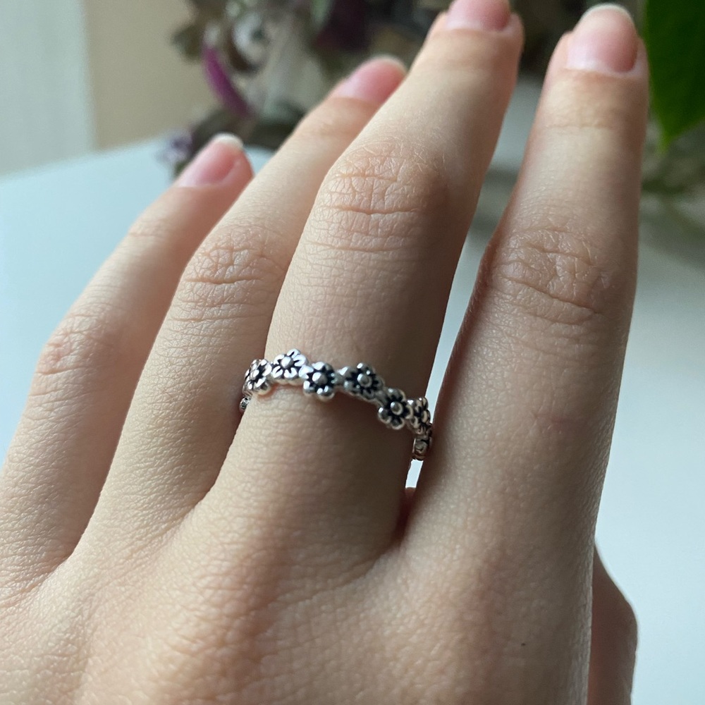 Floral ring
